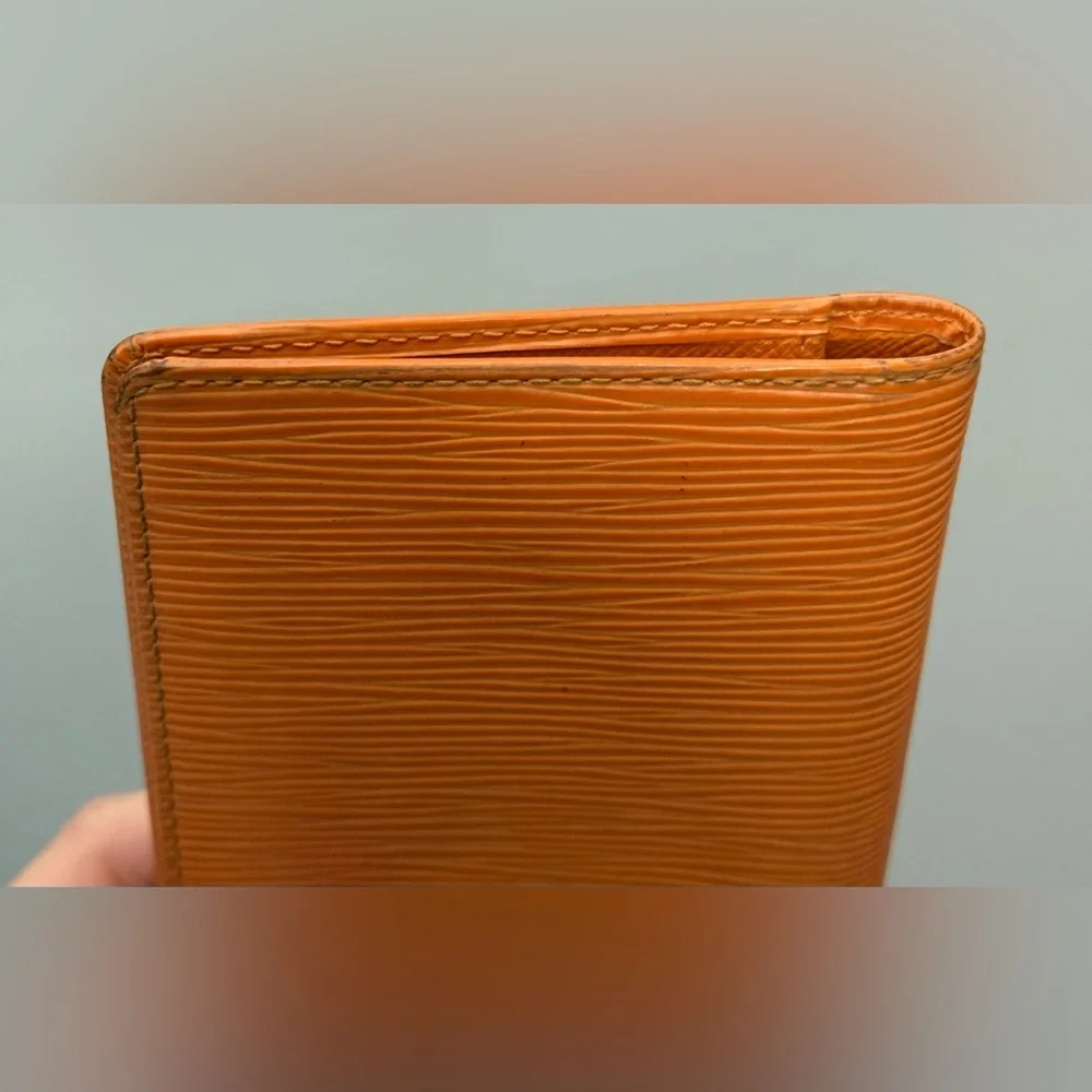 Louis Vuitton orange epi leather long wallet/checkbook holder - Picture 4 of 13